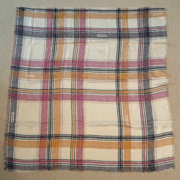 Coach Scarf with Plaid pattern - wool/silk blend - Authentic - Picture 10 of 10
